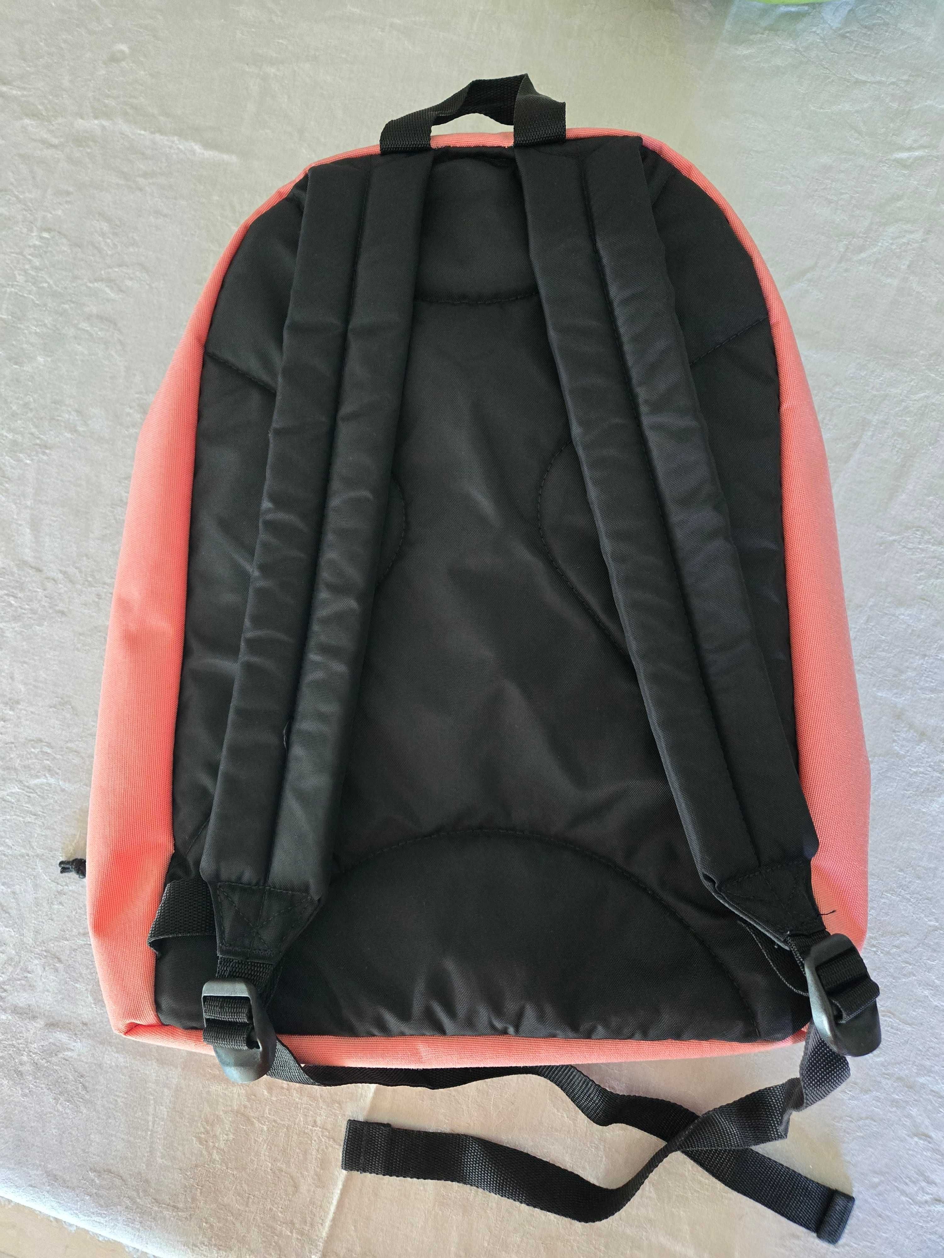 Mochila Eastpak (excelente estado)