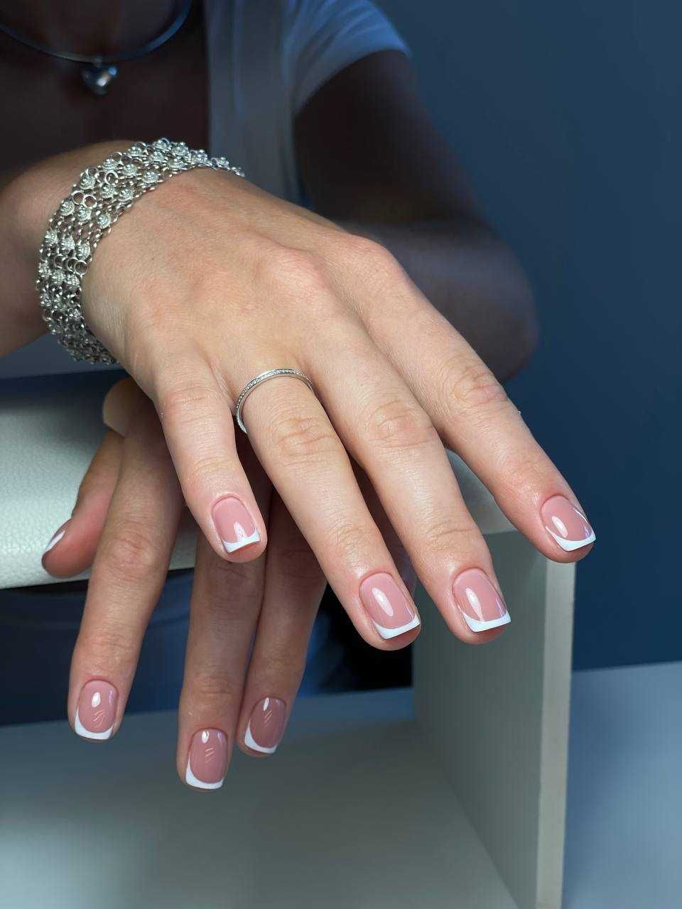 Jestem ekspresową stylistką w branży beauty (mani/pedi/brwi/rzęsy)
