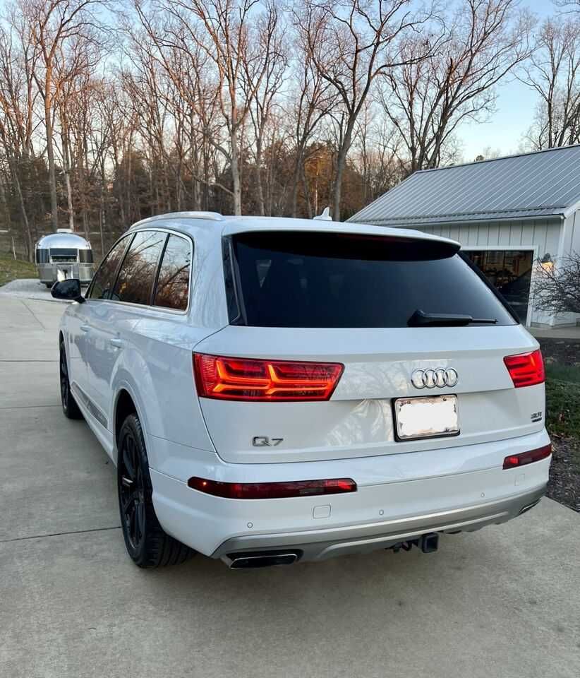 2018 Audi Q7  Prestige