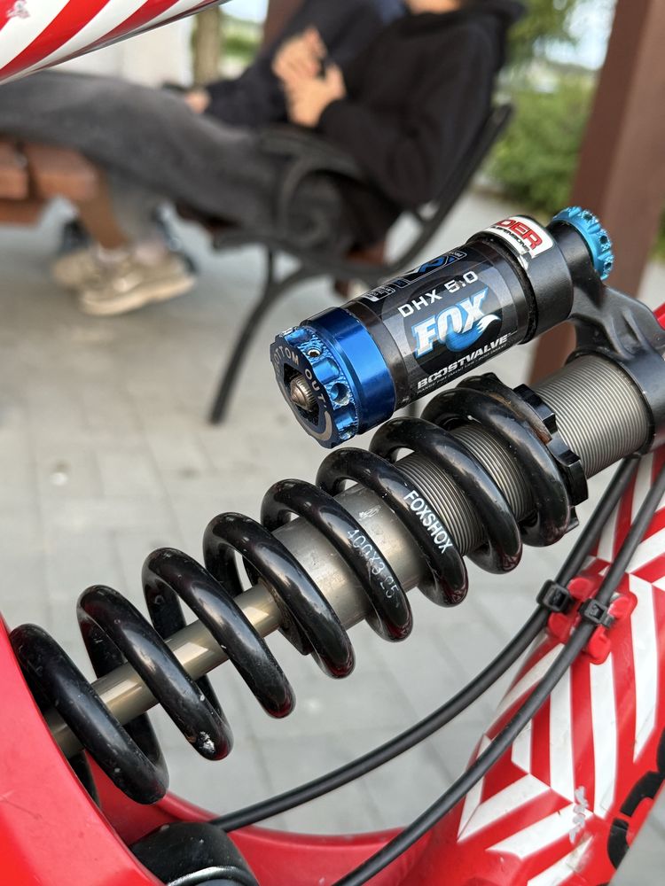 Rower zjazdowy commencal