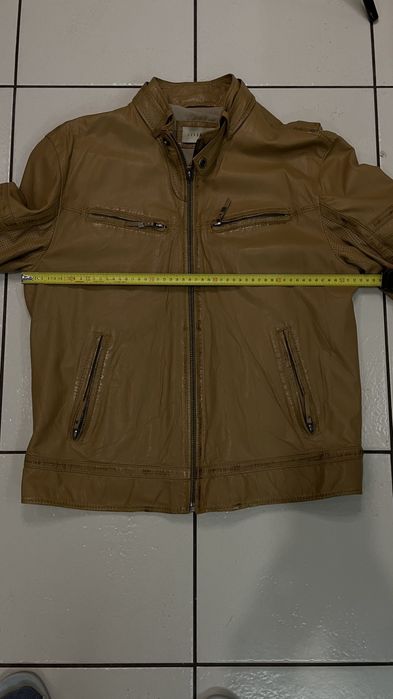 Шкіряна куртка чоловіча