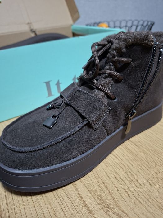 Жіноче взуття замшиве