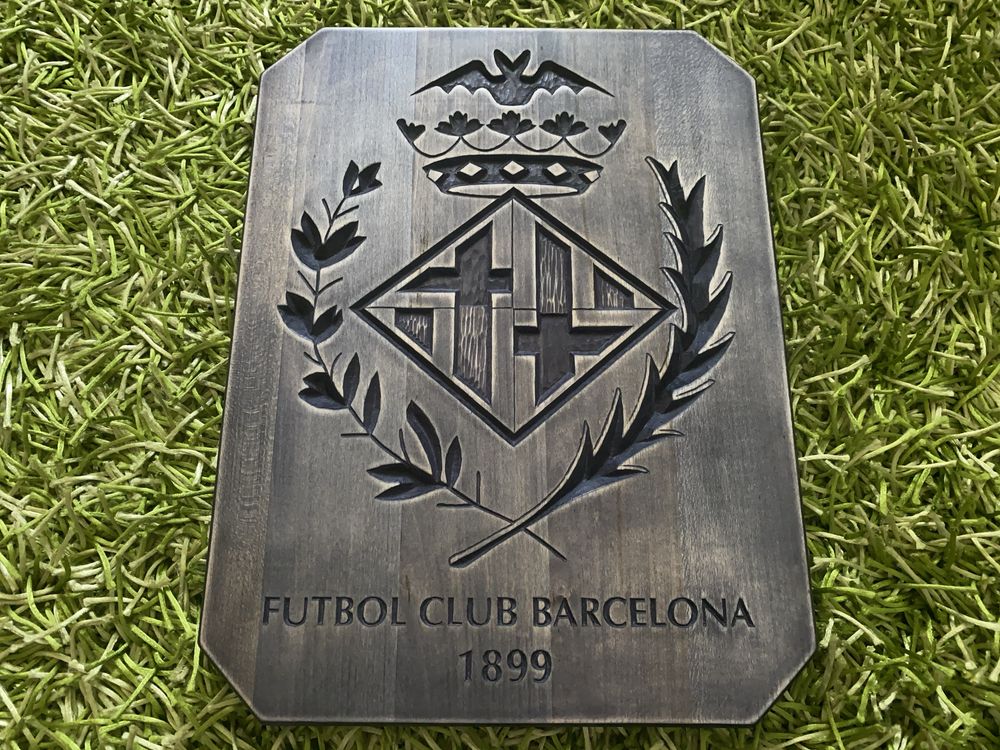 Herb z drewna FC Barcelona z 1899r.