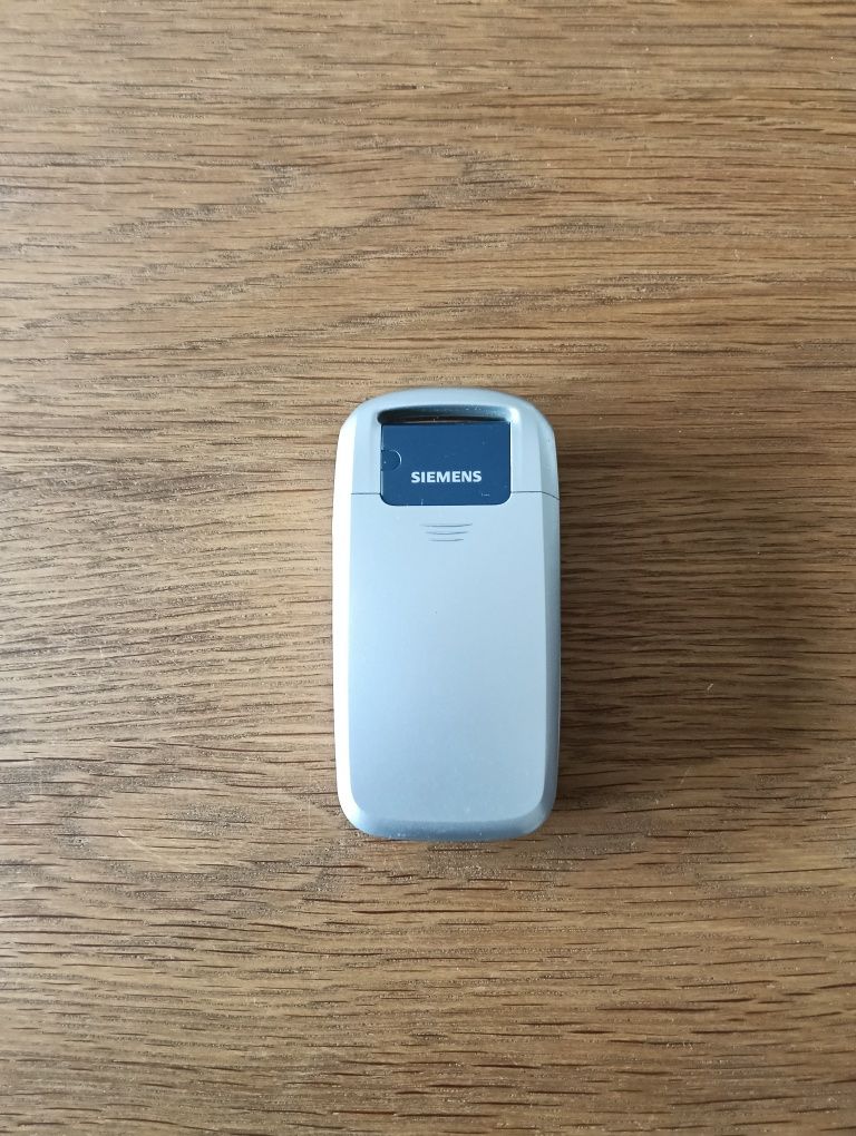 Siemens CF75 z ładowarką