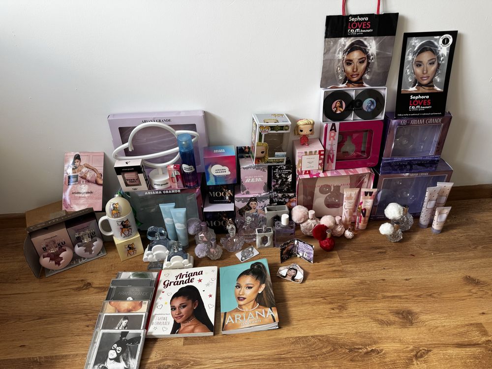 Ariana Grande merch perfumy Funko Pop Cloud REM tun moonlight ari slc