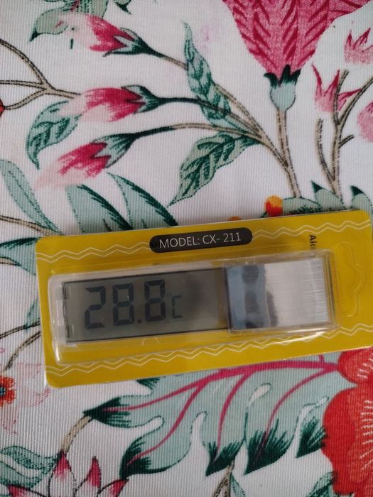 Termometr do akwarium elektroniczny LCD
