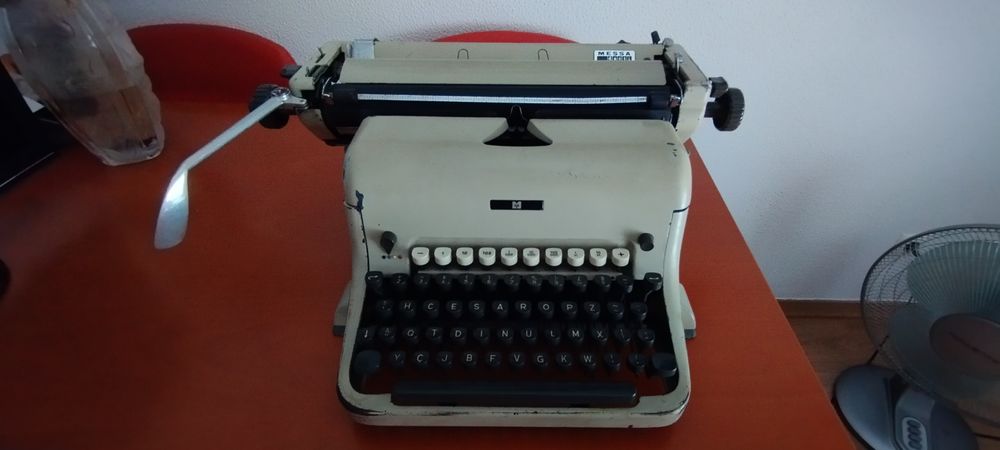 Máquina escrever vintage