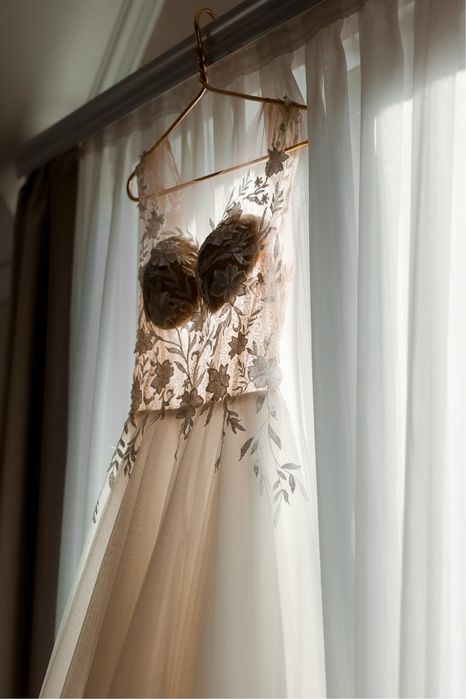 Весільне плаття дуже красиве