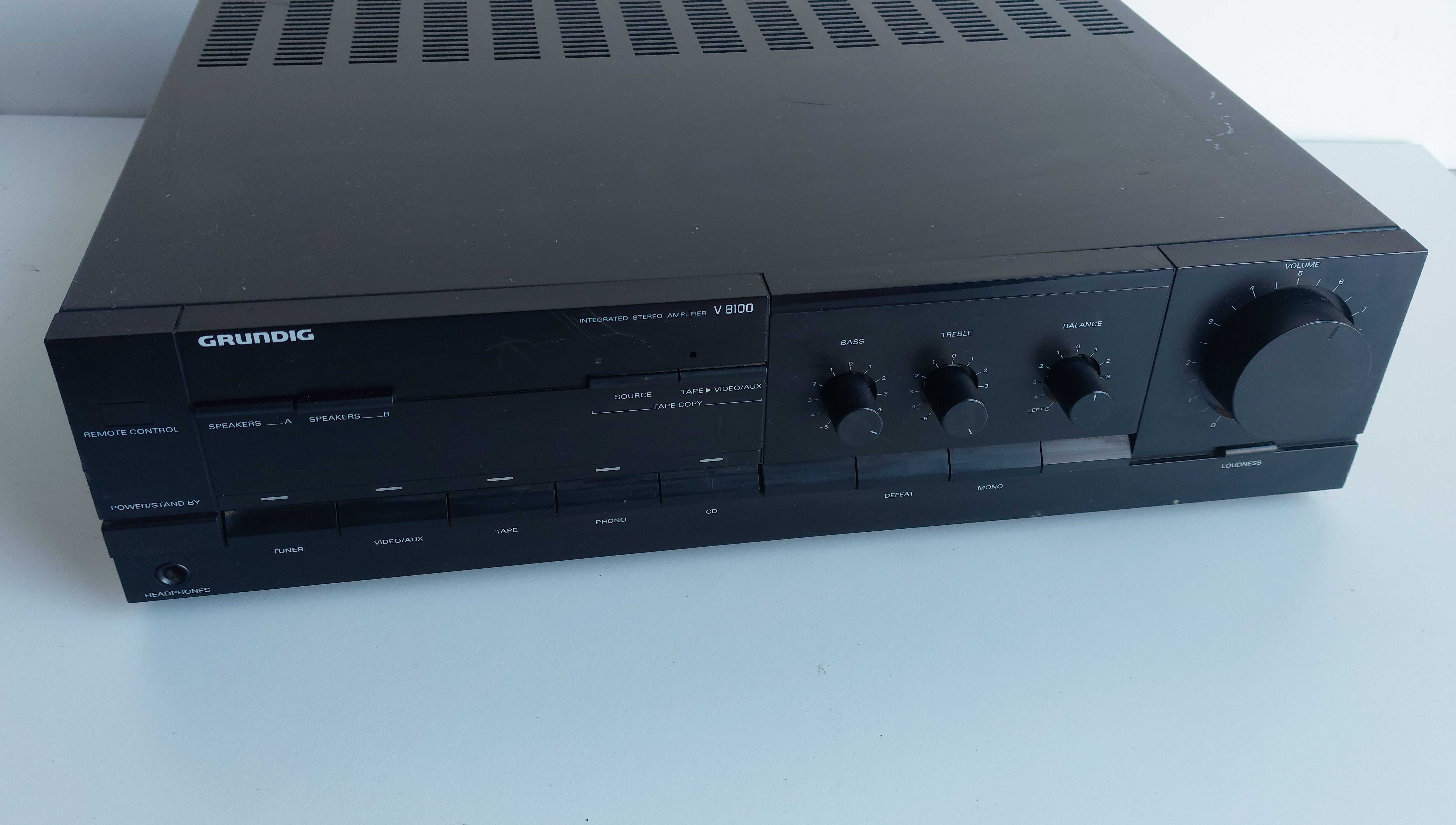 grundig v8100 wzmacniacz stereo