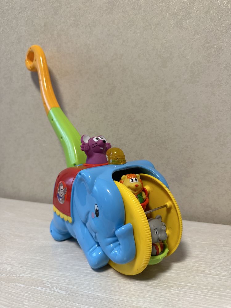 Музична каталка слон цирк для малюків