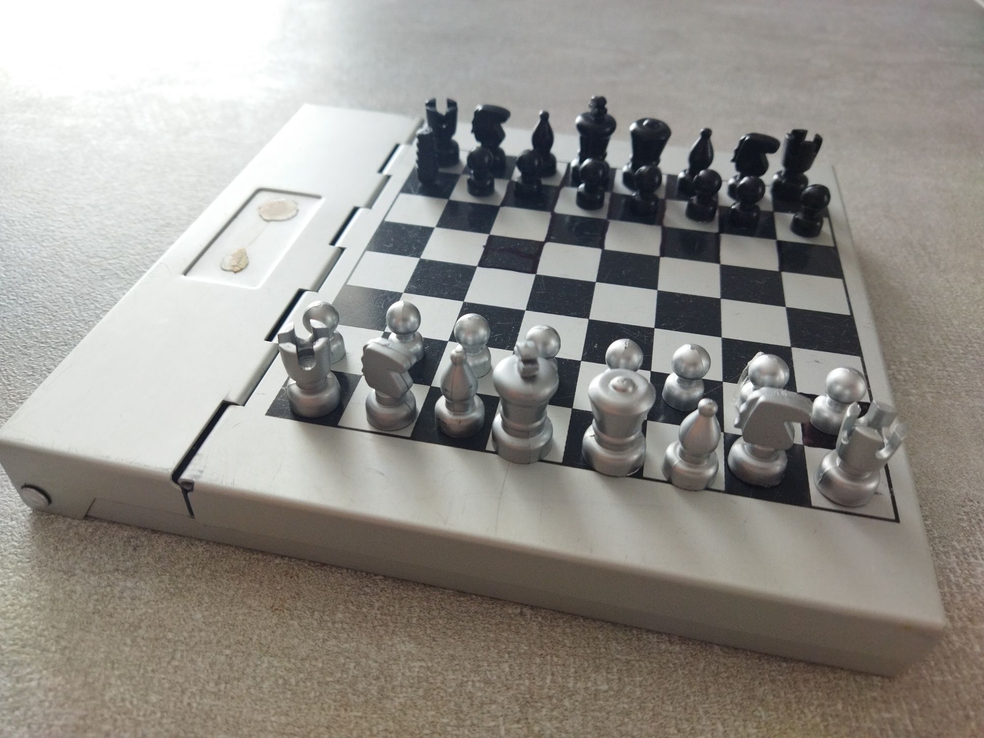 Сувенир из СССР. Магнитные подарочные шахматы