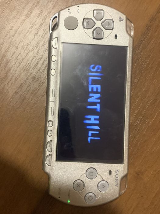 Sony PSP-2004 (оригинал)