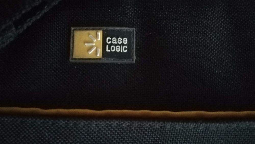 Mala, pasta, Case Logic em preto