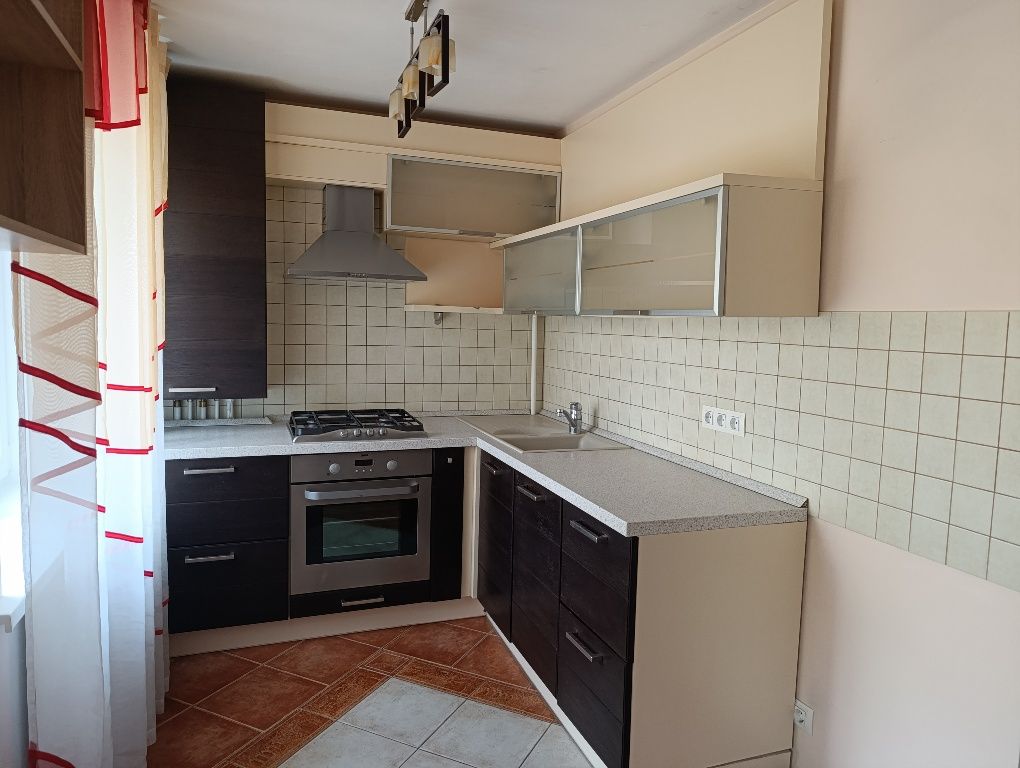 Гарна та тепла 3-кімн. кв., 3 пов., р-н Ремзаводу!