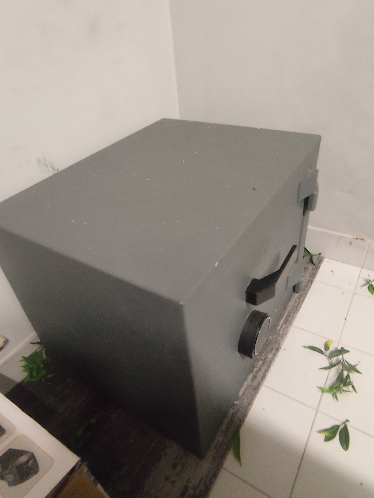 Cofre super seguro e pesado