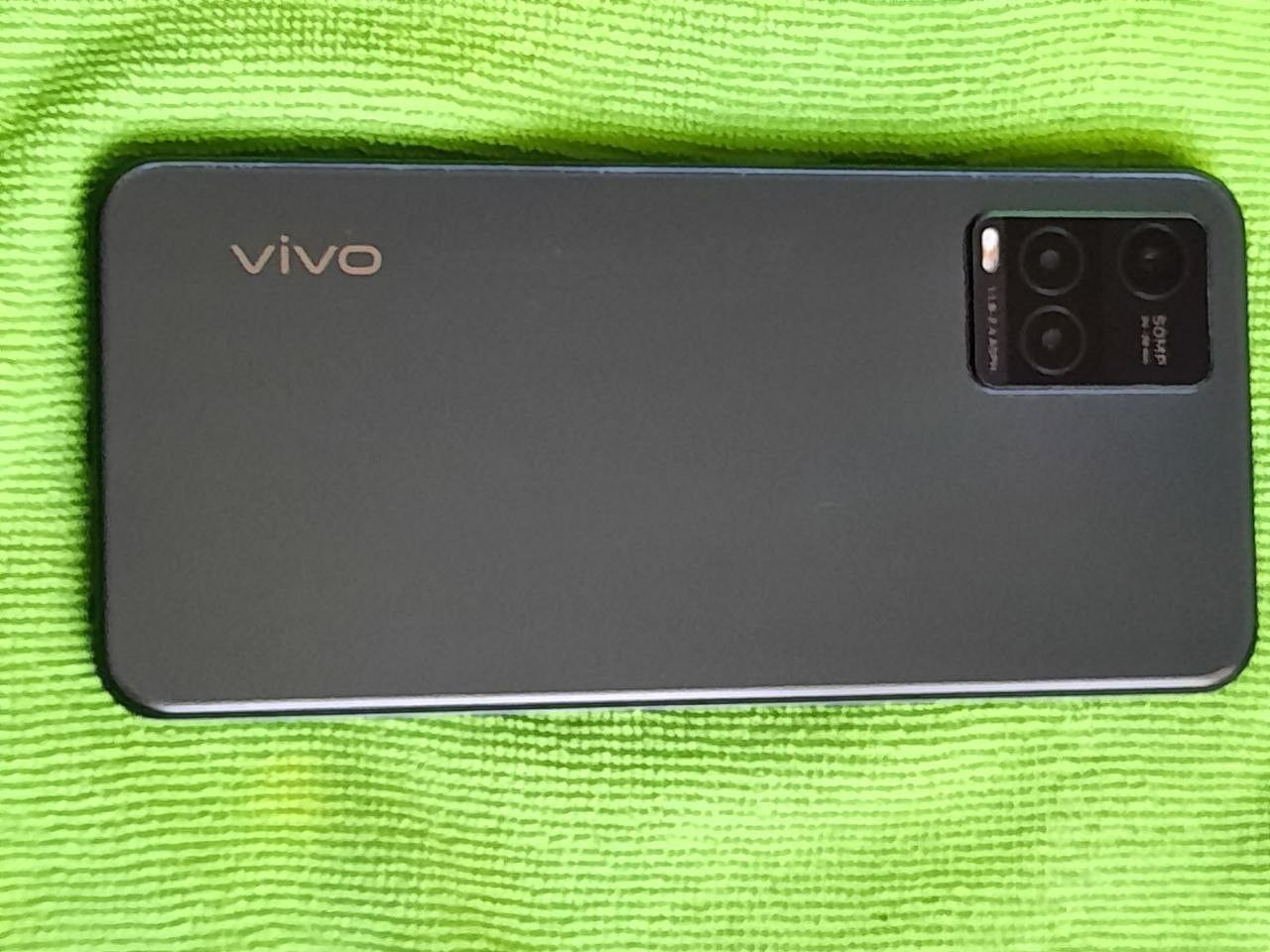 Vivo V2109 новый смартфон
