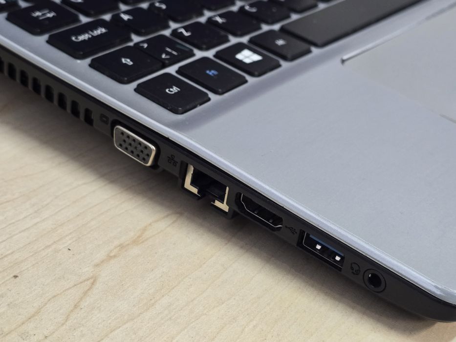 Laptop Acer 15,6' Intel i5 | 16GB RAM | SSD 256GB |Win11 Office|BAT 2H