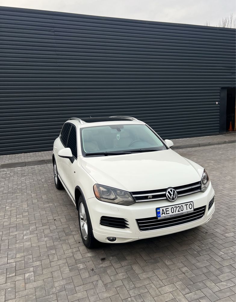 Продам Volkswagen Touareg R-line