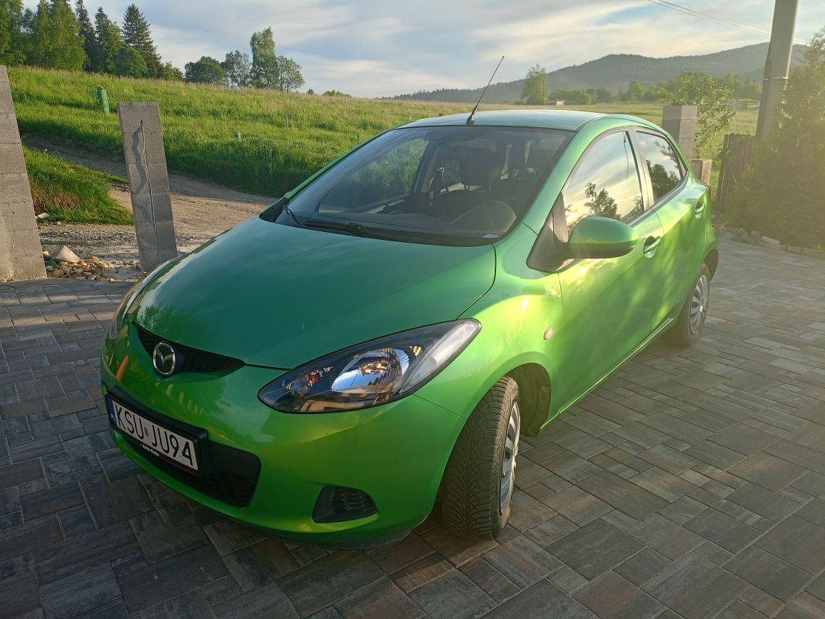 Mazda 2 w super stanie