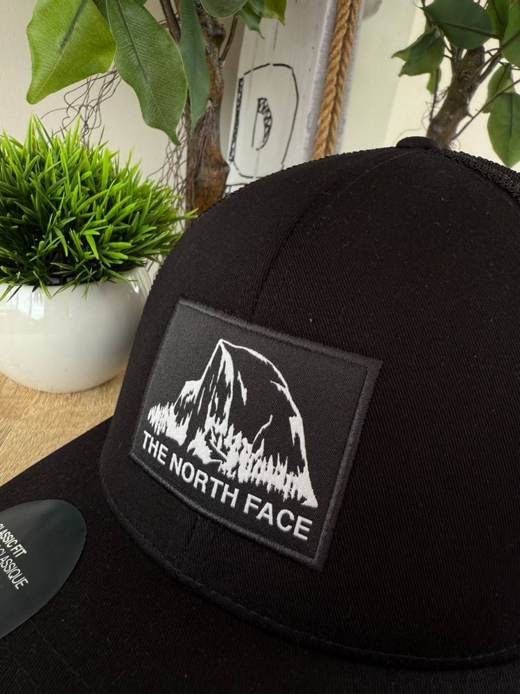 Оригінал кепка The North Face Truckee Trucker