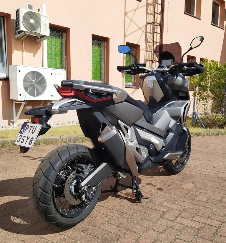 Honda X-ADV Honda X-ADV 750 A2 35 kw