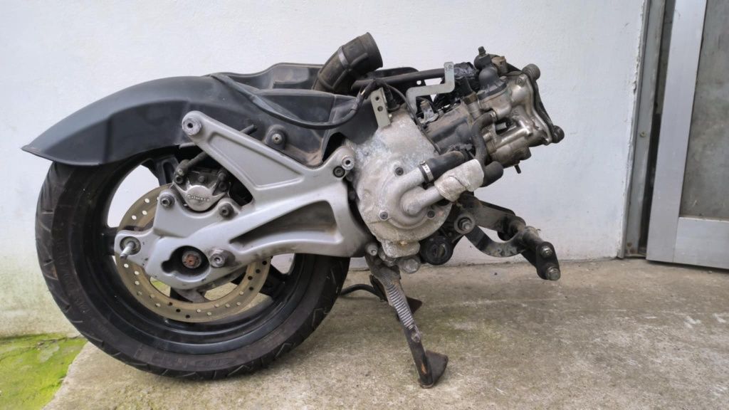 Silnik Piaggio 250