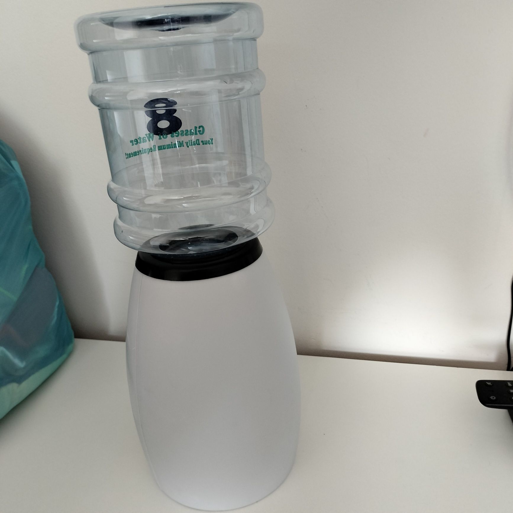 Dystrybutor wody pingwinek 2l