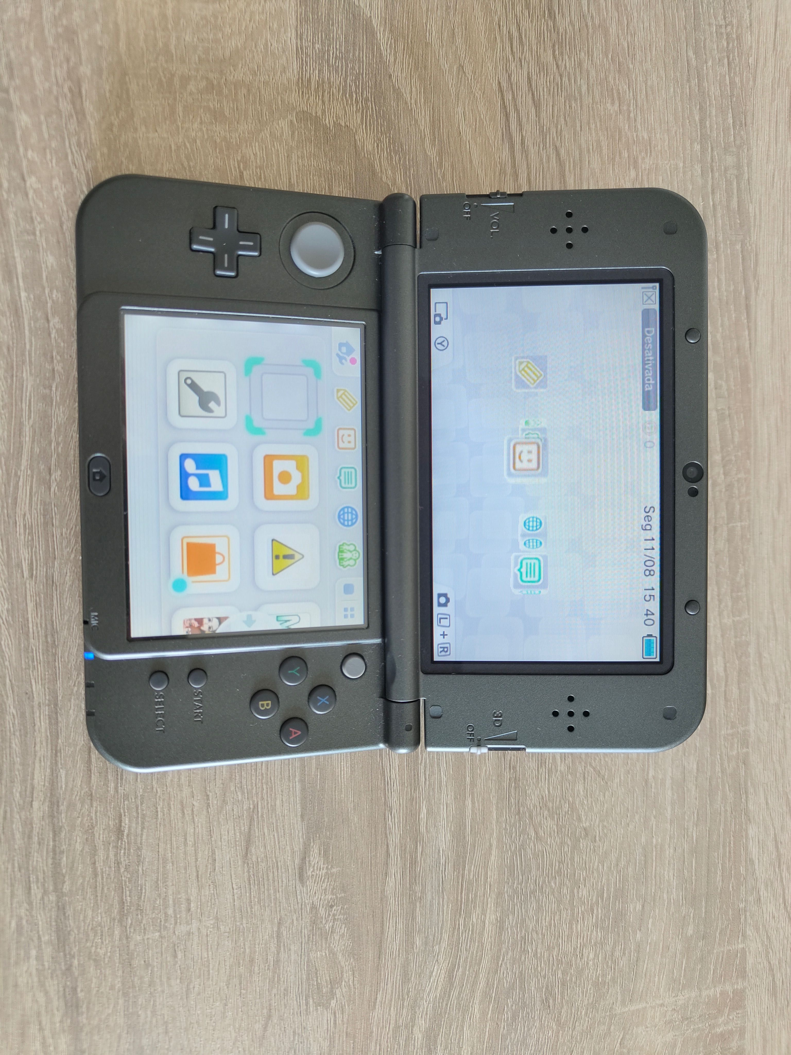 New Nintendo 3DS XL – Praticamente Nova | Menos de 6h de Uso