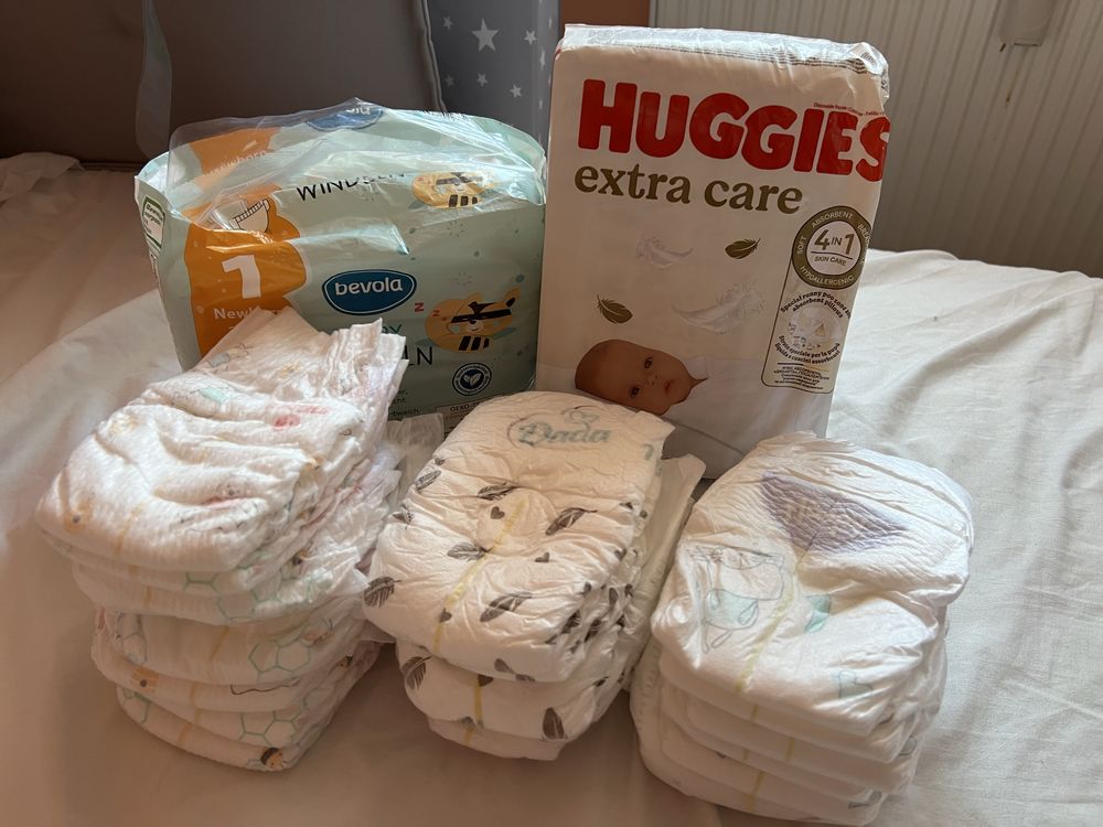 Pampersy 1 66szt. mix Huggies Bevola Dada Happy + chusteczki Tuli 3op.