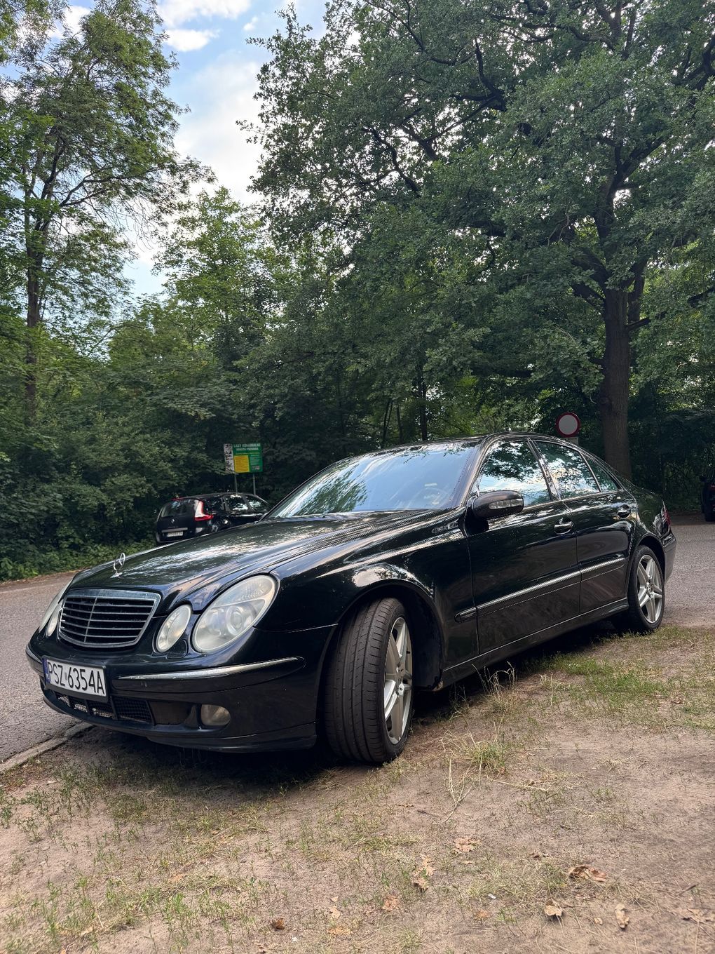 Mercedes-Benz Klasa E Mercedes-Benz E-klasa 2005 r. 270 CDI Avantgarde nowe opony i akumulat