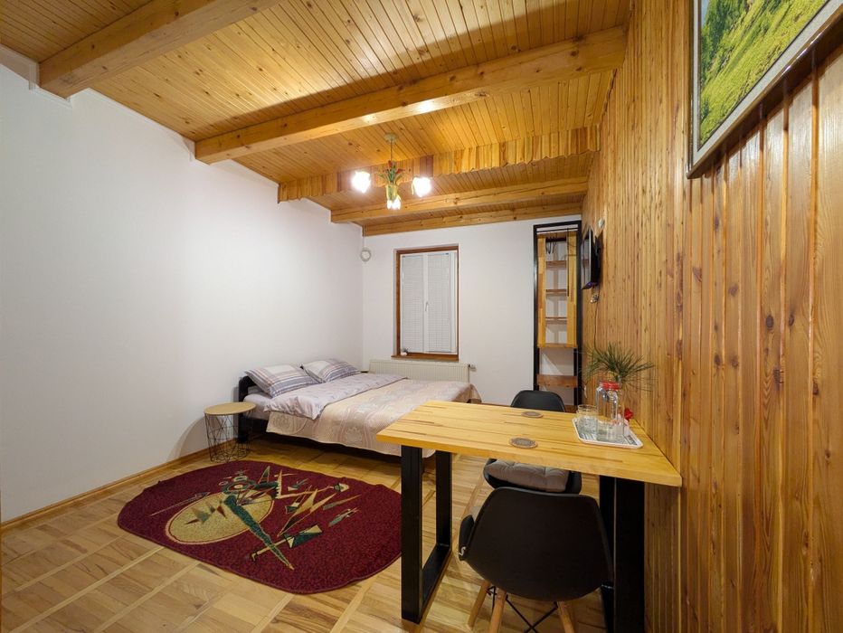 Будинок Славське "Солодка мить", Без господарів, Центр