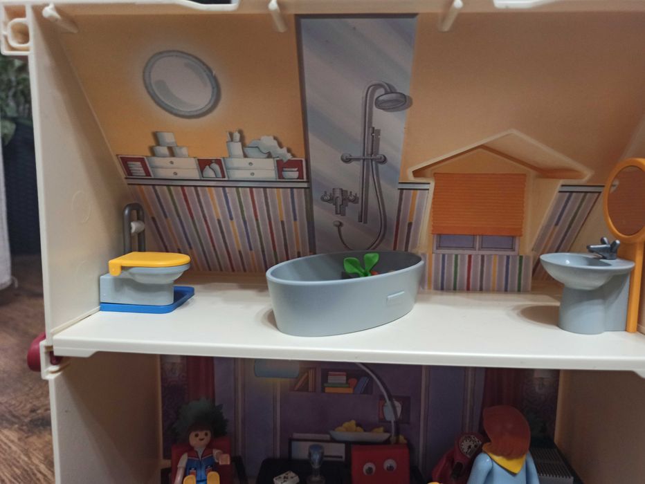 Playmobil domek z wyposażeniem