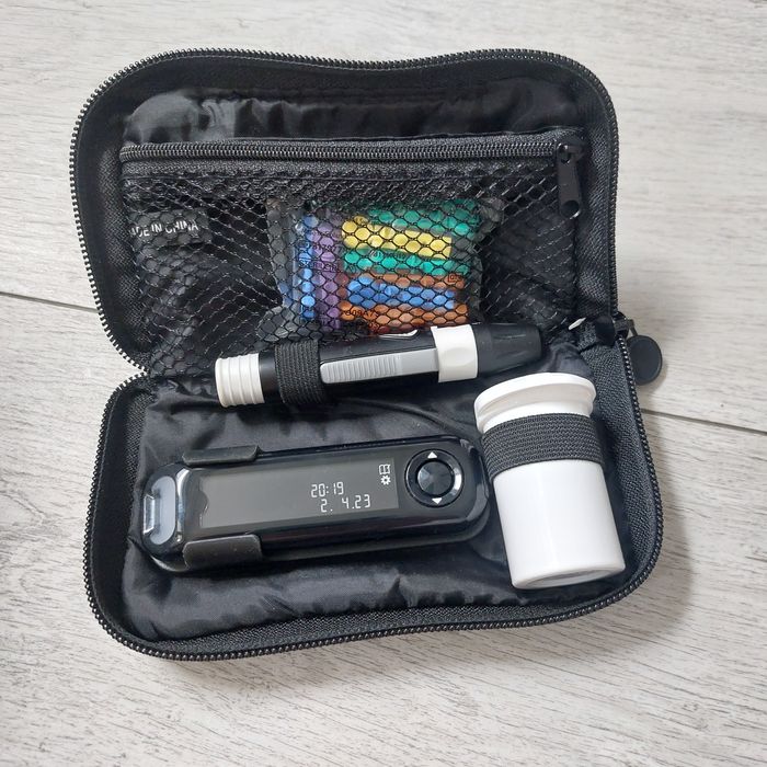 Glukometr Contour Plus One