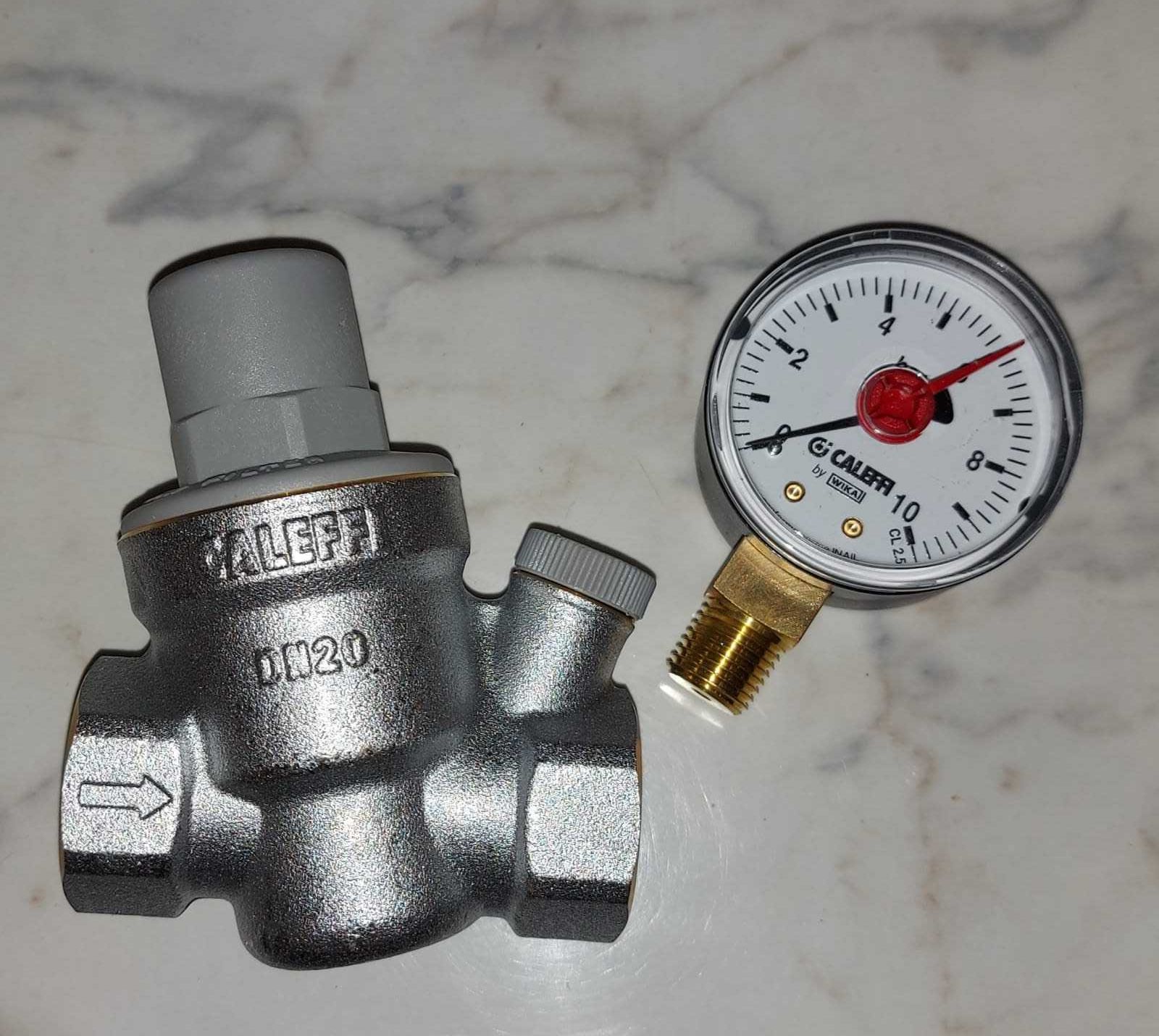 Válvulas redutoras água 3/4 Caleffi com manómetro