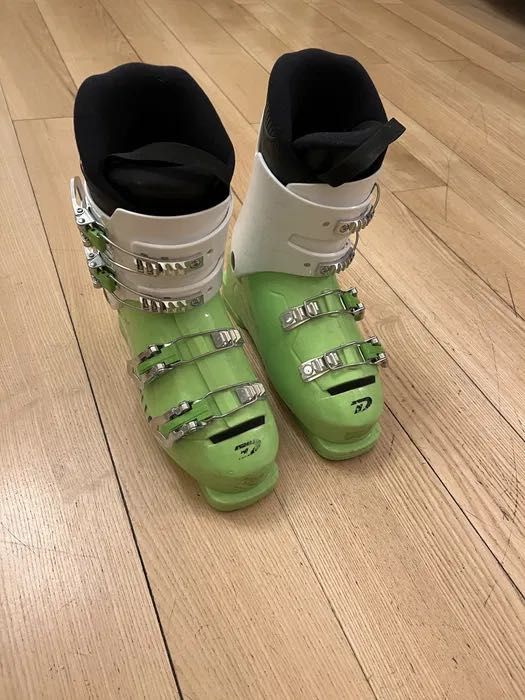 Buty narciarskie Dalbello rozm 245 1 sezonowe zielone
