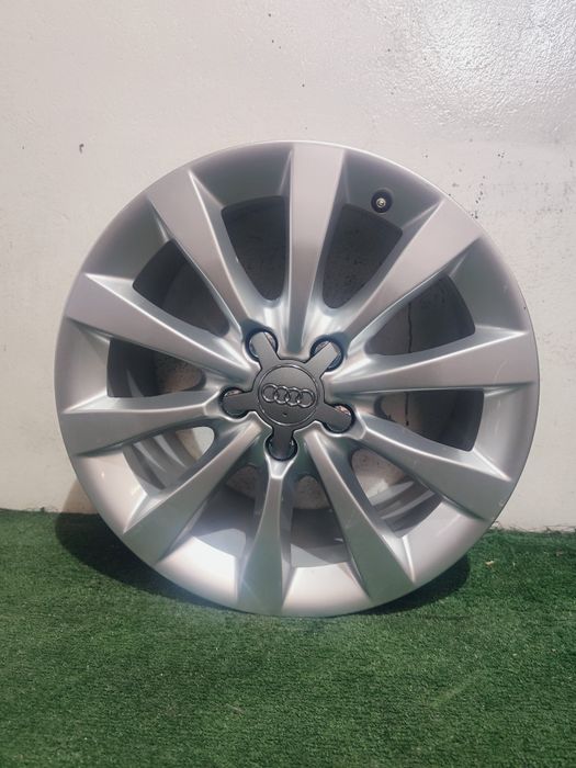 Felgi aluminiowe OE Audi A4 B8 5x112 17" 8J et39