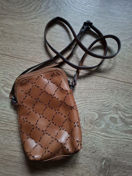 Venezia skóra mała torebka na telefon