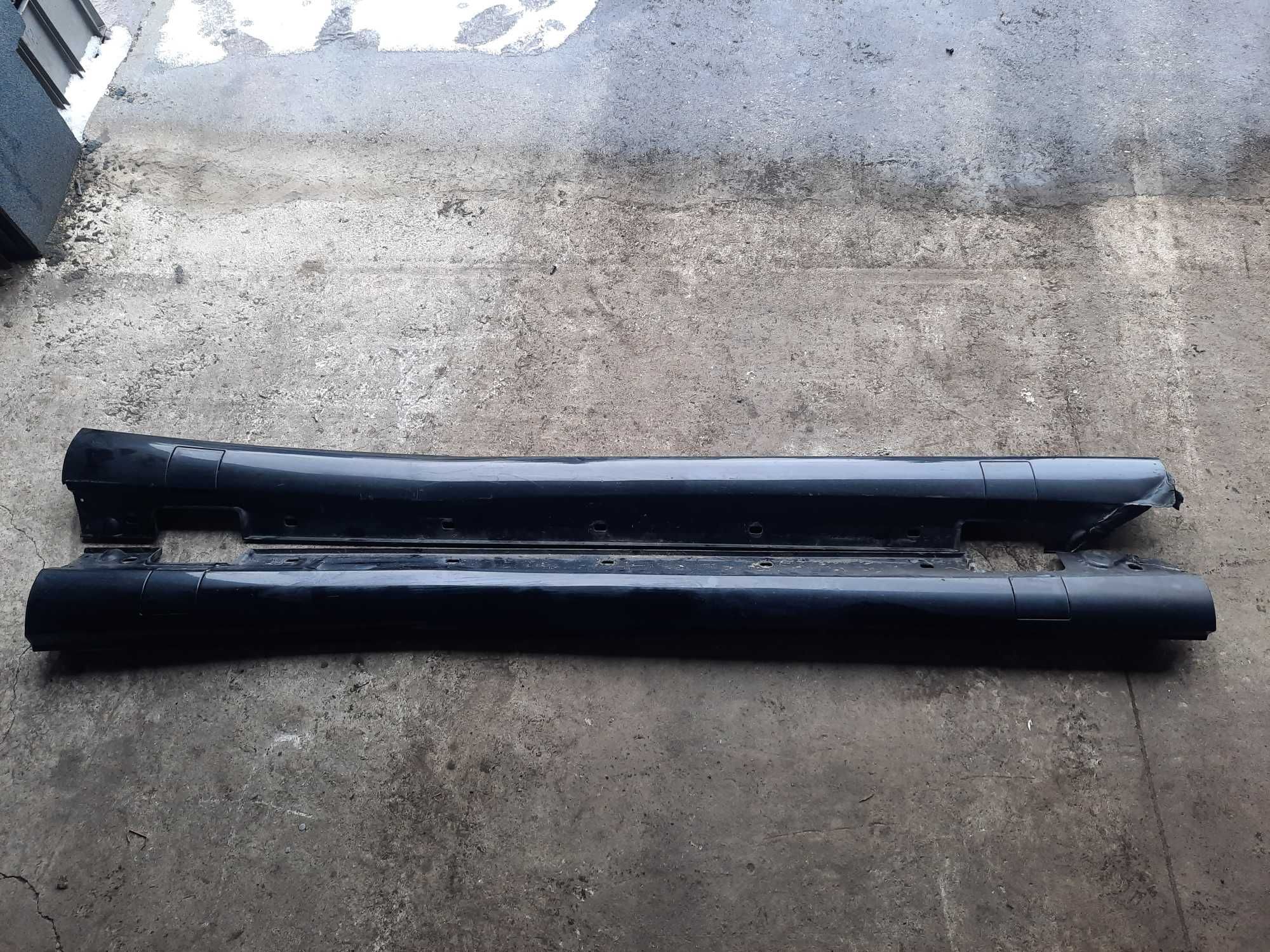 próg nakładka listwa AMG prawa A212.69016.40 Mercedes W212 sedan 040