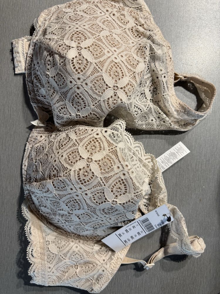 Нові бюстики Intimissimi