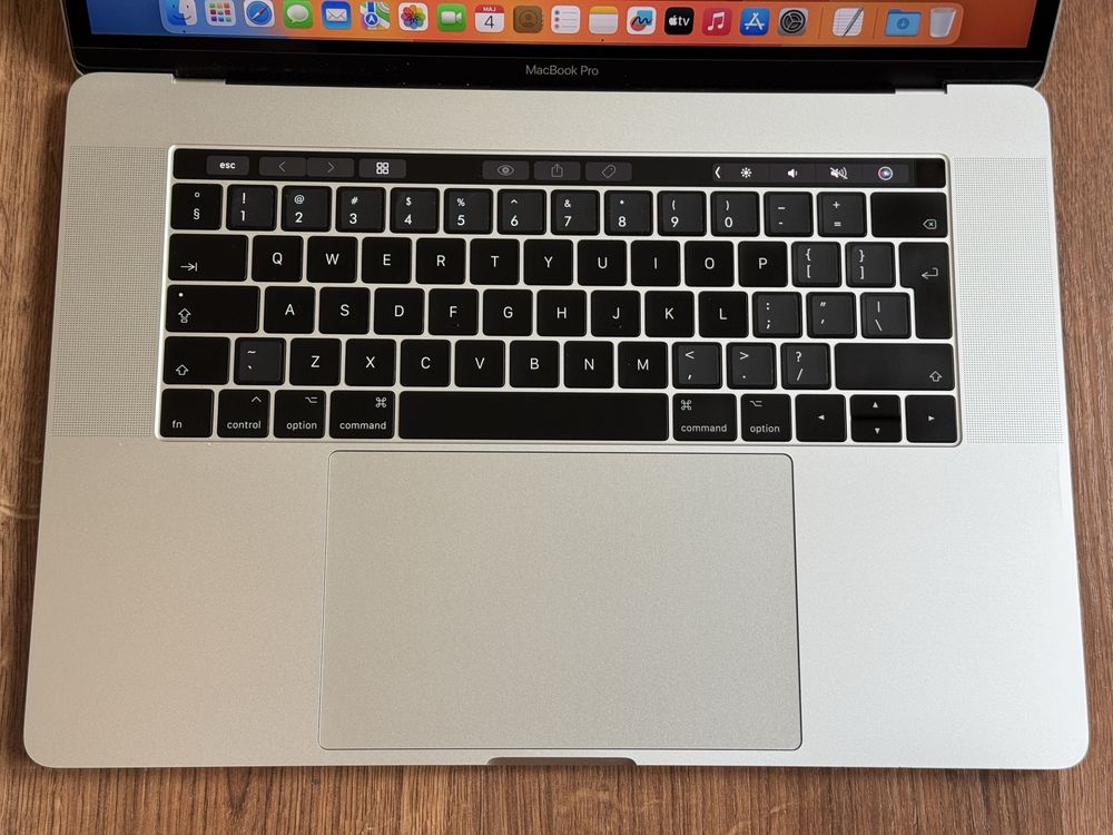 Laptop MacBook Pro 15 i7-7820HQ/16/512 A1707 Silver 2017 Ventura