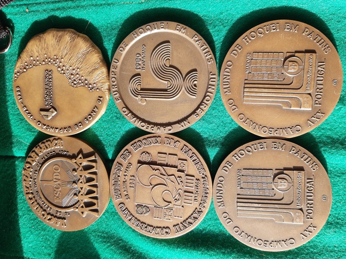 Medalhas de bronze diversas décadas de 70/80 duas de Cabral Antunes