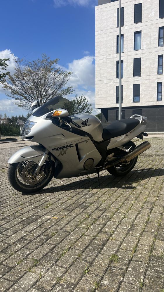 Honda cbr 1100 xx