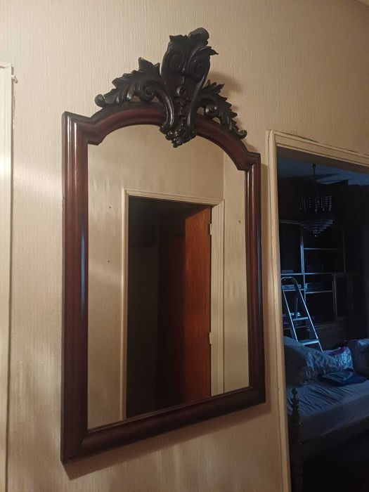 Espelho de parede em madeira vintage