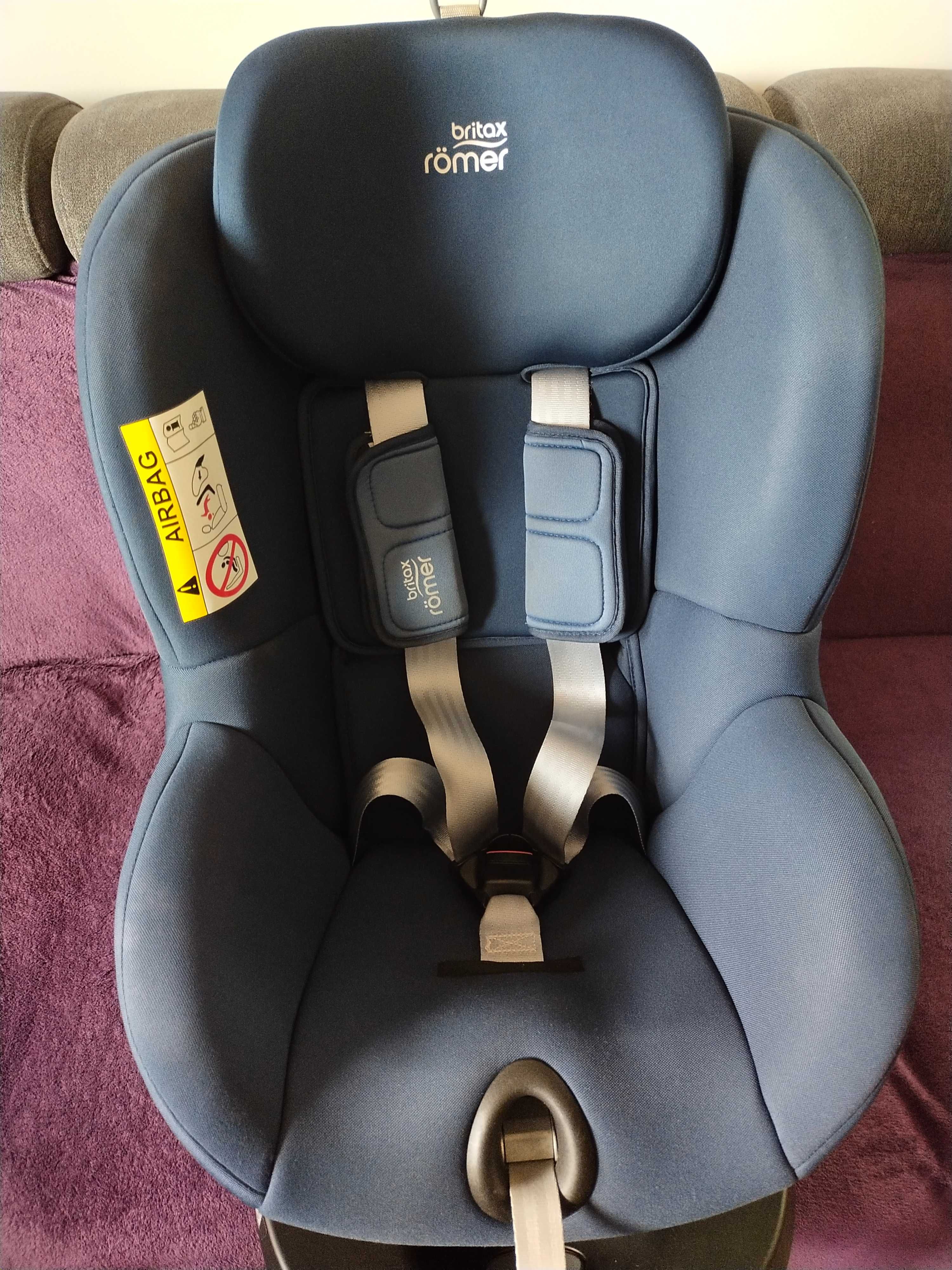 Fotelik samochodowy Britax Römer Dualfix 2 R obrotowy, ISOFIX.