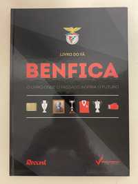 Livro do Fã Benfica – O livro onde o passado inspira o futuro (2013)