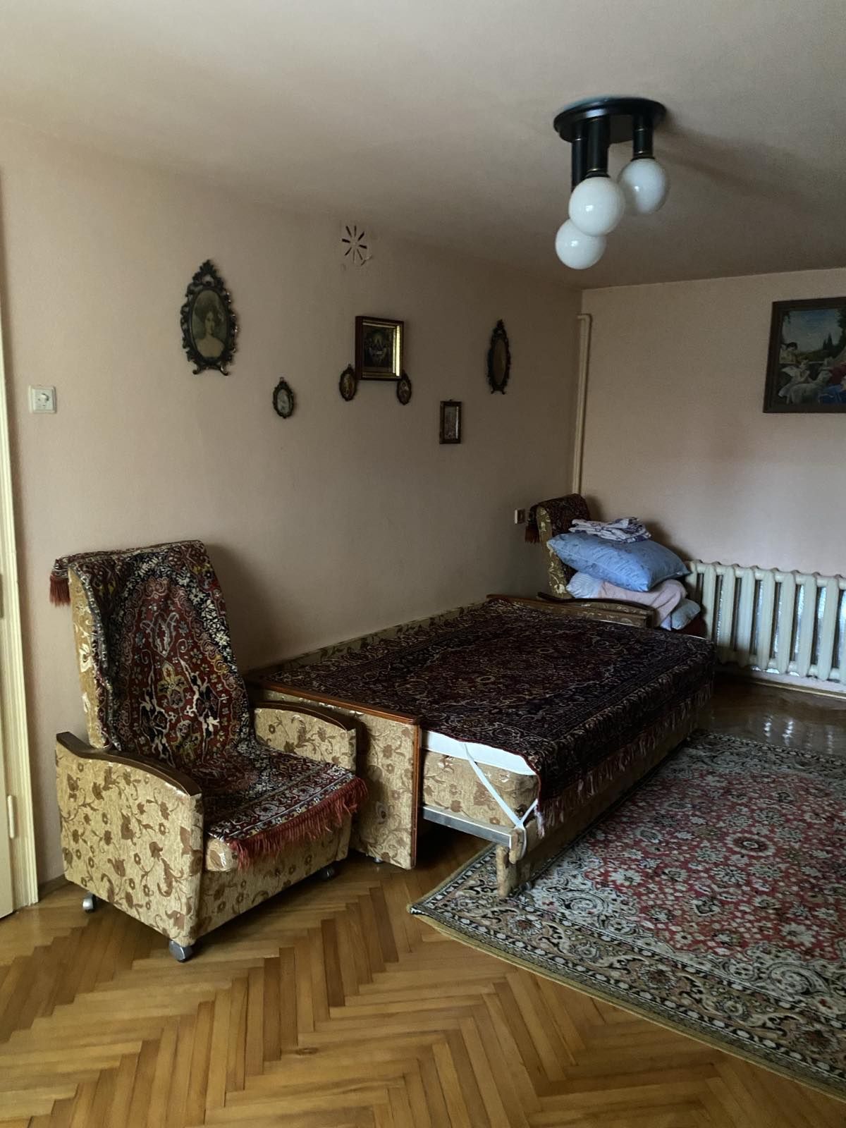 Здається 2 кімн. Будинок