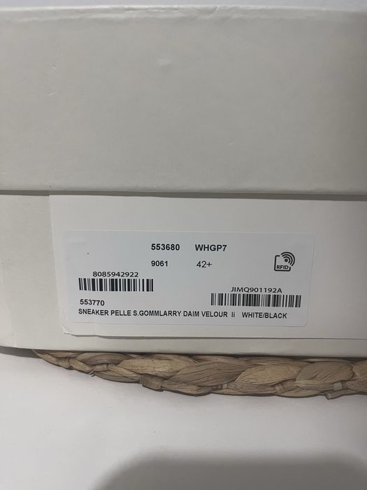 Alexander McQueen Novas