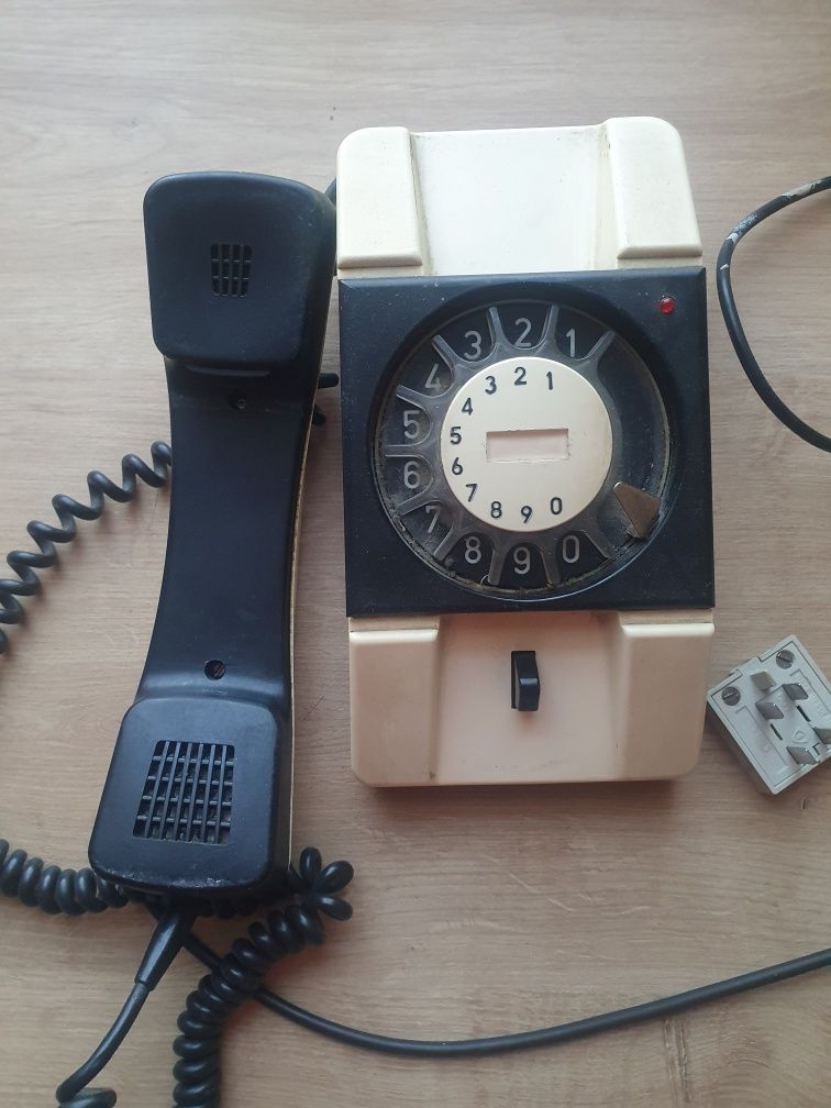 Telefon stacjonarny tarczowy retro aparat telefoniczny Telefony PRL 2