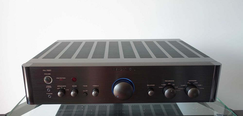 ROTEL RA1520 bardzo dobry wzmacniacz stereo + pilot