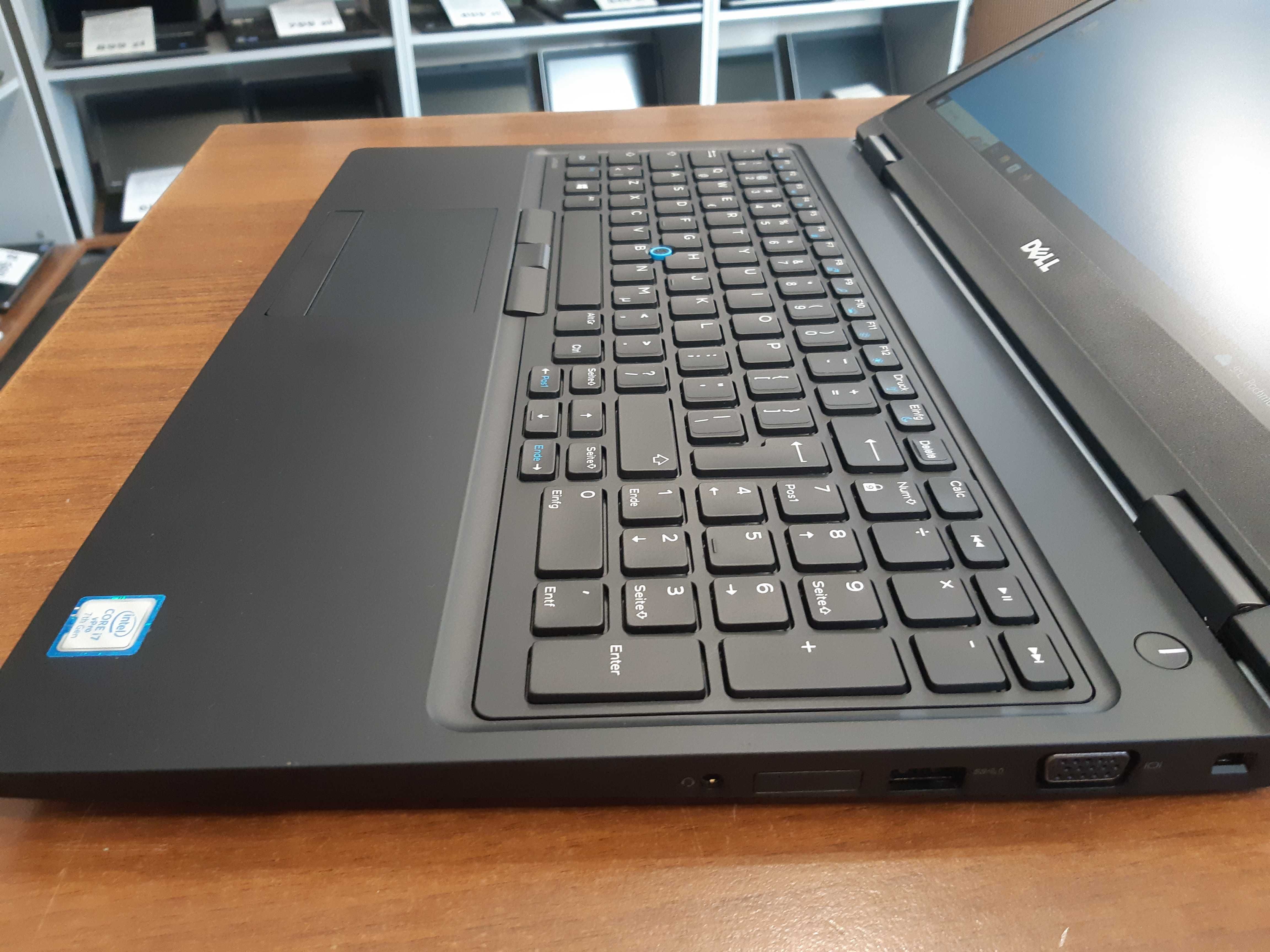 Dell Latitude 5580 I5-6300U 8gb 256ssd HDMI 15" IPS WIN10 FV23 RATY 0%